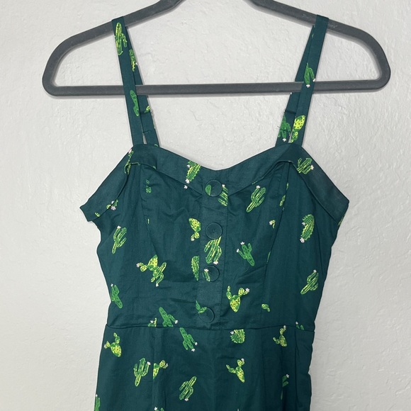 ModCloth Cactus Interest Achieved Midi Dress XS with pockets! - Picture 4 of 8